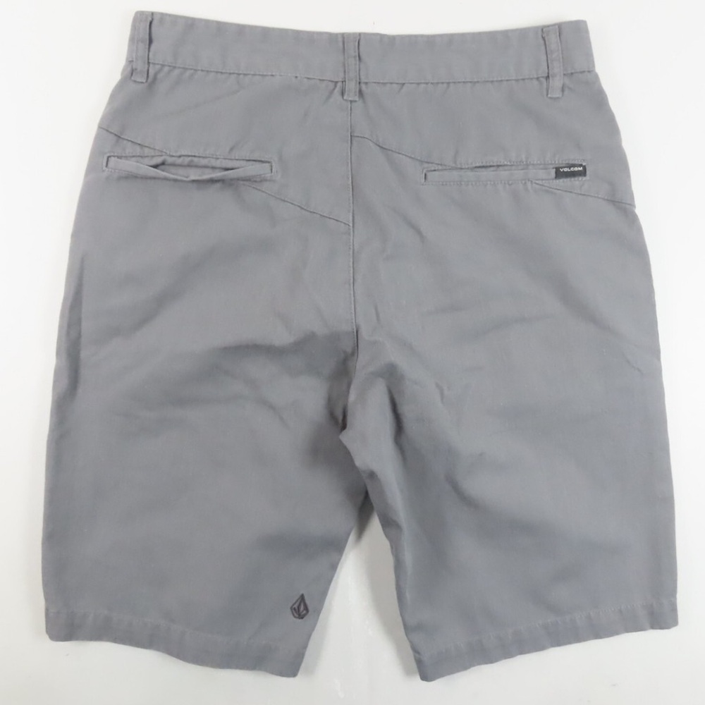 Volcom Mens Shorts Size 30 Mid Rise Bermuda Gray Flat Front Casual